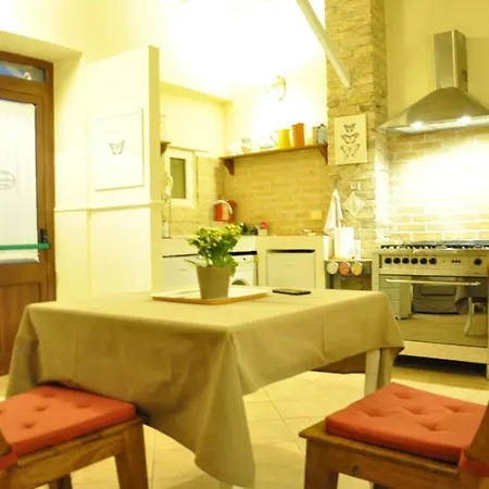 Piazza Mercato Отель типа 