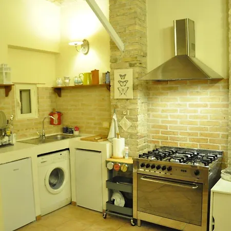 Piazza Mercato 3* Пескара