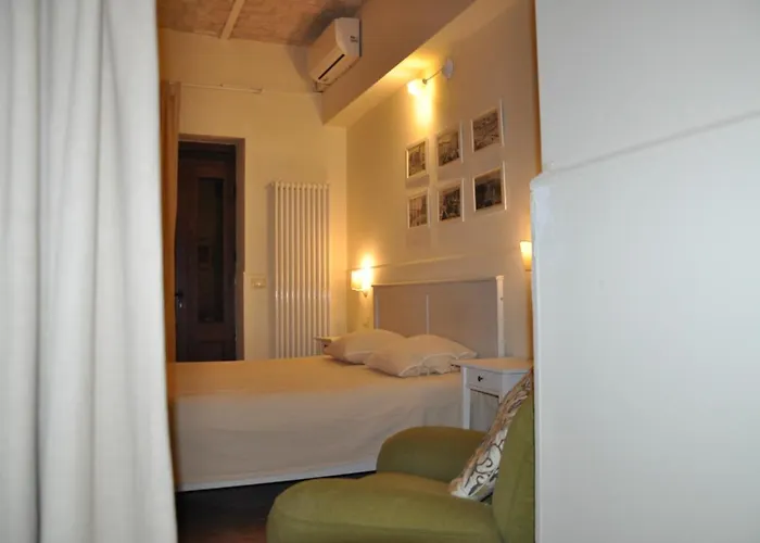 Bed & Breakfast Piazza Mercato 3*